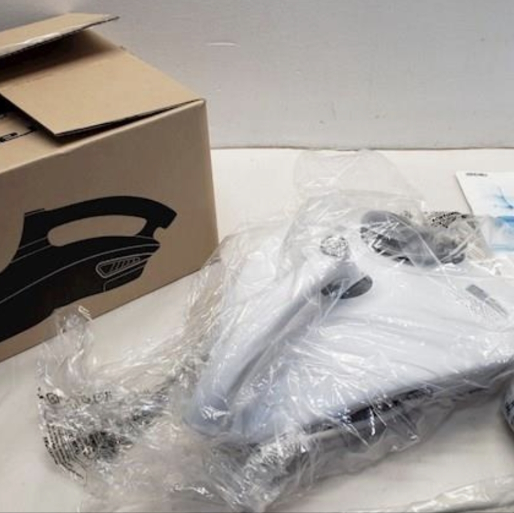 Raycop RN Handheld Vaccum Sanitizing UV Light